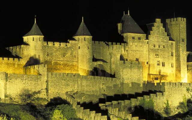 Mercure Carcassonne la Cite Hotel