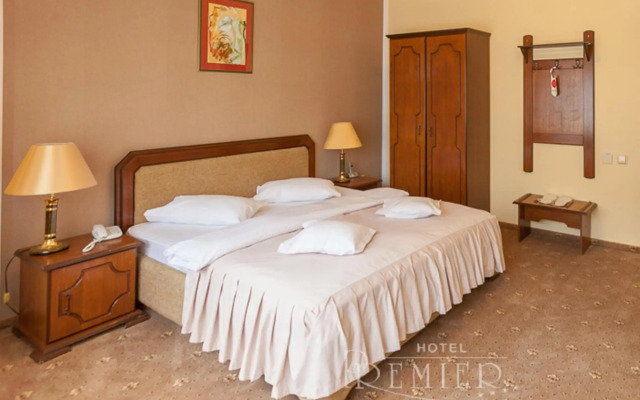 Hotel Premier