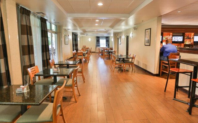 Holiday Inn Express & Suites Asheville Downtown by IHG