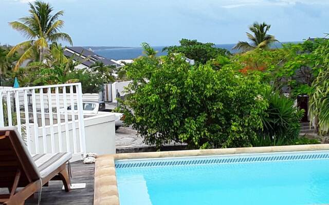 Villa With 3 Bedrooms in Saint Martin, With Wonderful sea View, Private Pool, Enclosed Garden - 2 km From the Beach