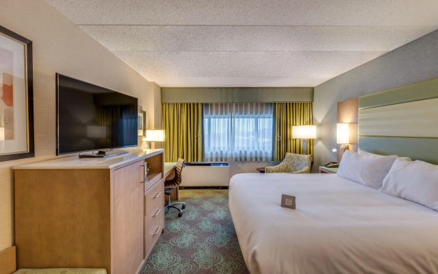 Crowne Plaza Lansing by IHG