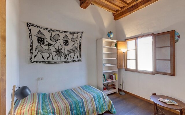 Mezzo 24 in Firenze With 2 Bedrooms and 1 Bathrooms