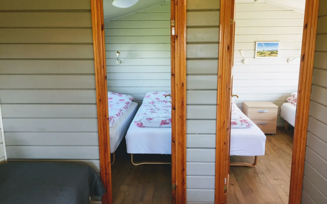 Hellisholar Cottages