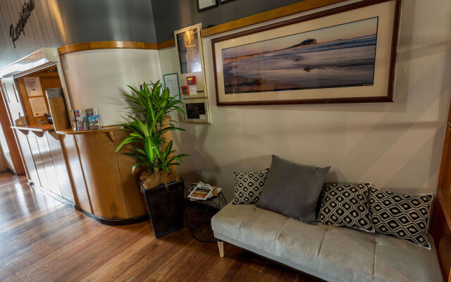 Clarendon Hotel