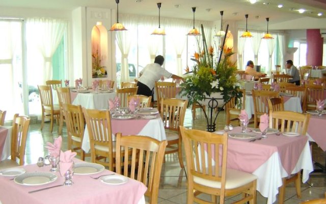 Hotel Los Cocos Chetumal