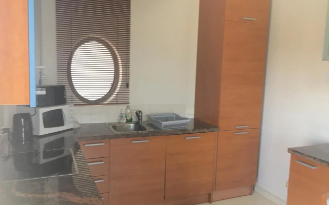 Alex Residence 103