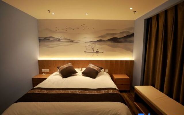Ripple Cloud Hotel (Cixi Hangzhou Bay Water World)