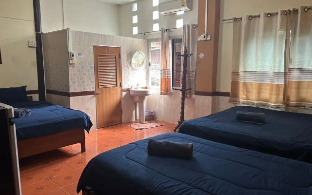 Baan Are Gong Riverside Homestay