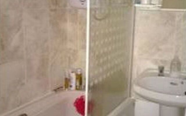 3 bed apartment near Temple Bar