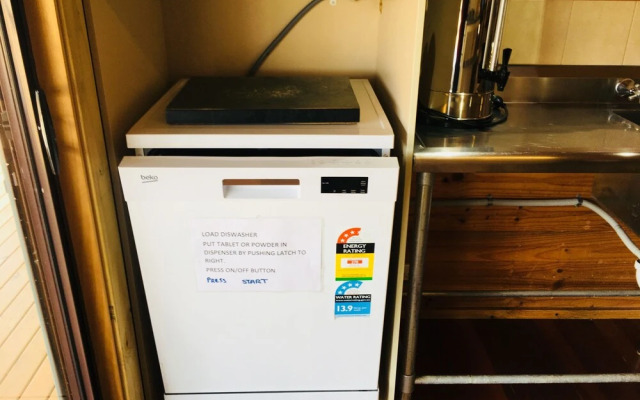 Anglers Reach Lakeside Village