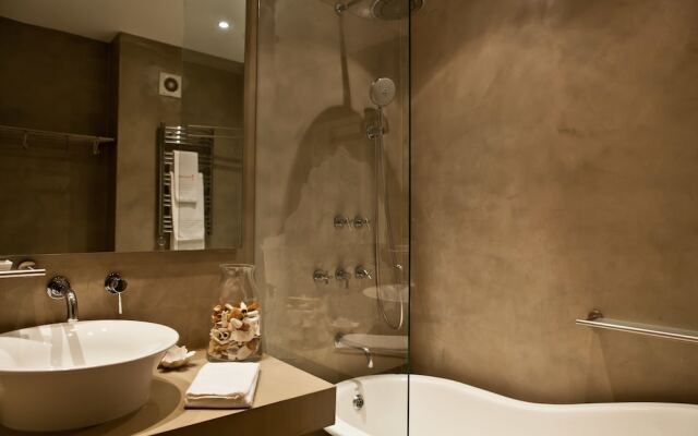 Luxury-sea-view-apartment