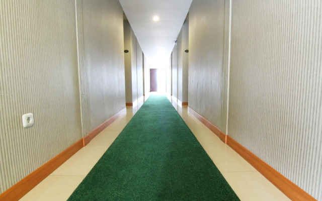 Airy Citraland International Surabaya