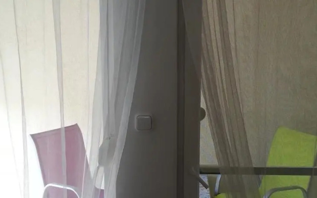 Crazy Frog Apartments