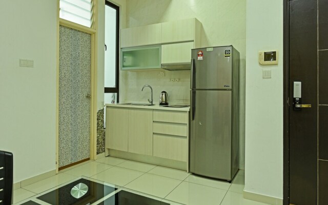 OYO Home 90401 D' Summit Residence