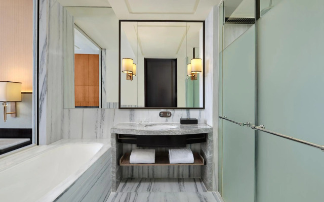 Sheraton Grand Jakarta Gandaria City Hotel