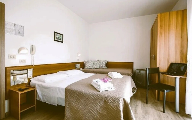 Hotel REX