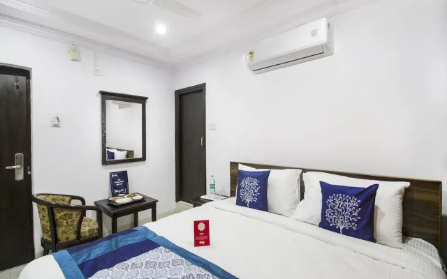 OYO 9627 Hotel Srinivasa Central