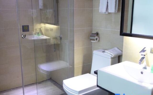 Yeste Hotel