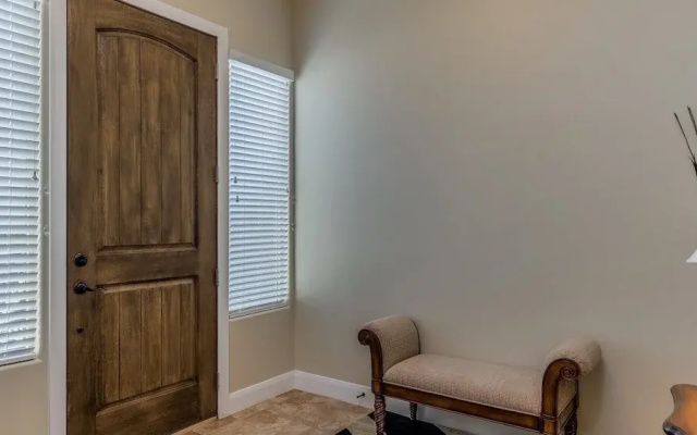 Desert Canyon Paradise 4 Bedroom Apts by Redawning