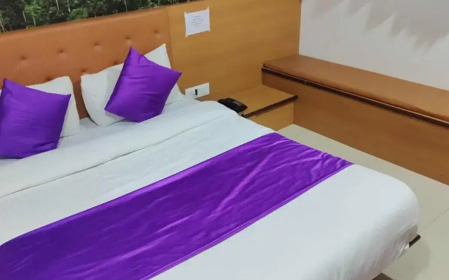 OYO 90158 Hotel Global