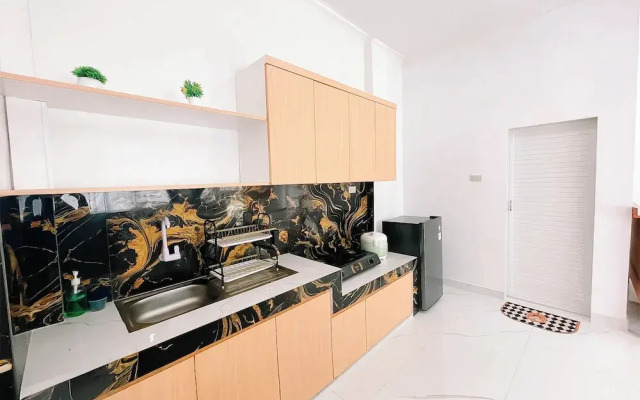 Simangande View & Resto By Helocus