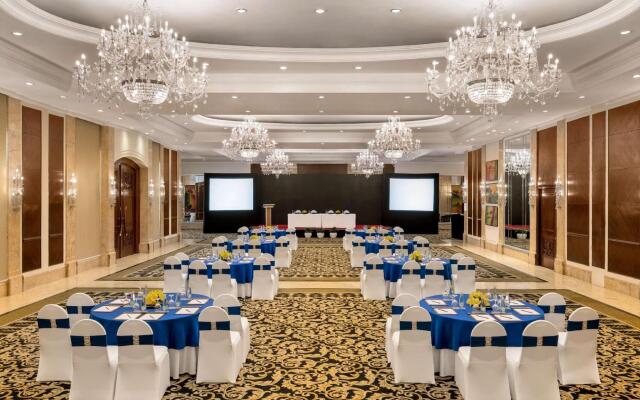 Banquet Halls at Shangri-La's