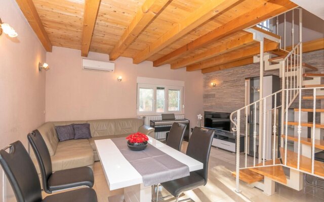 Beautiful Home in Stari Grad With Wifi and 0 Bedrooms