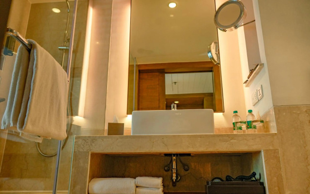 Courtyard by Marriott Gurugram Downtown