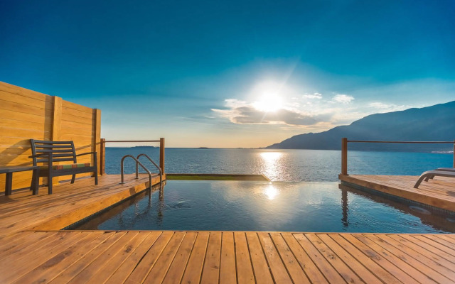 Mandalina Luxury Suites