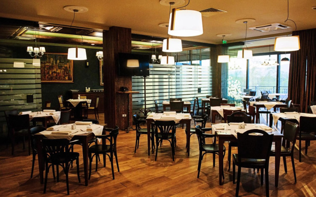 Hot Springs Medical and Spa Hotel