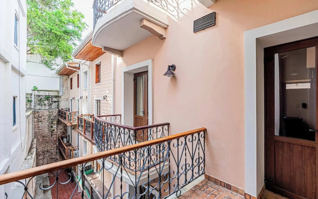 w Grandiose 1BR w Balcony in San Felipe
