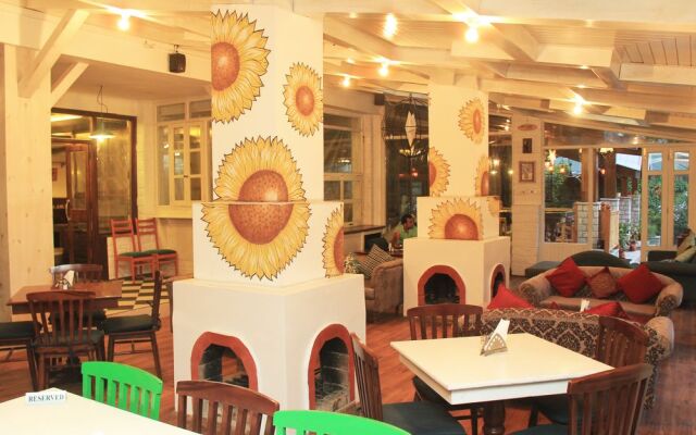 Hotel Hadimba Way
