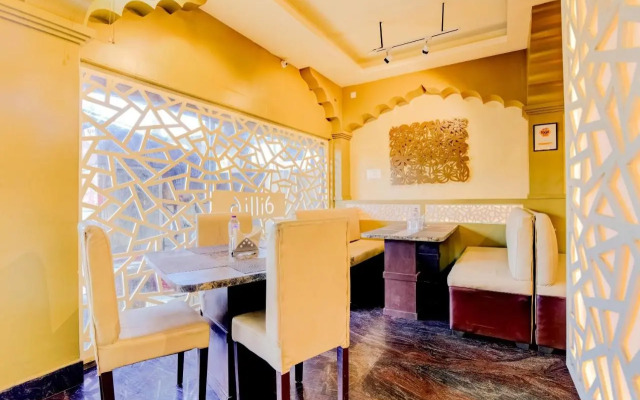OYO 14174 Good Luck Residency Hotel