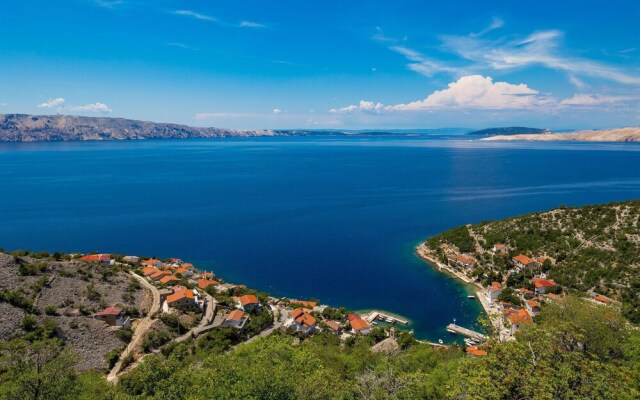 Beautiful Apartment in Senj With 1 Bedrooms and Wifi