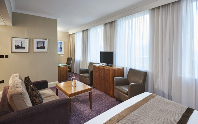 Crowne Plaza London Ealing by IHG