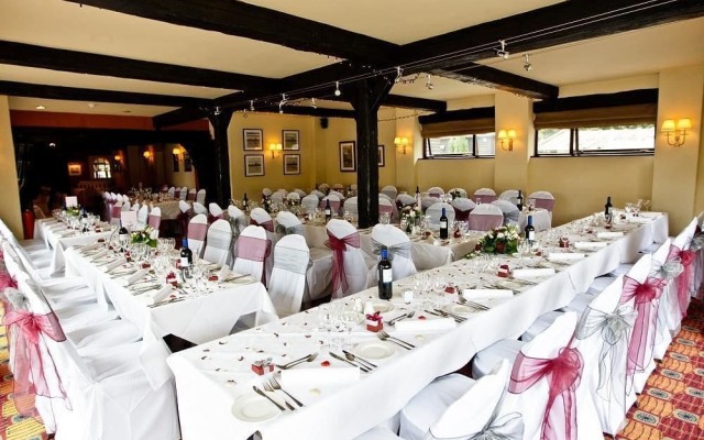 Gatton Manor Hotel & Country club