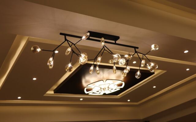 Gadiraju Palace Convention Centre & Hotel