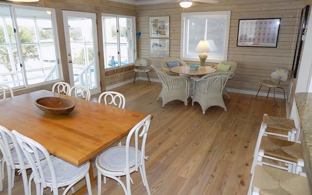 Flying Flounder 4 Bedroom Home