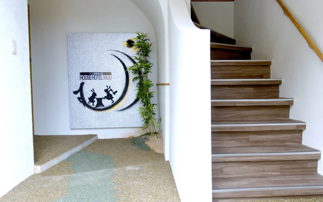 Nishichayagai Muu House Hotel