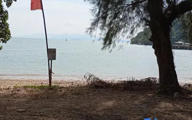 Wood Cabin by the bay, Awnon Beach at Time Travel Club