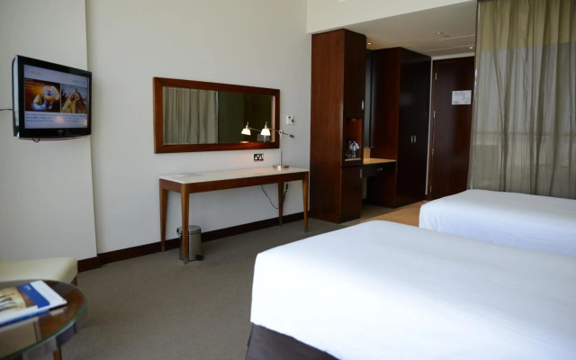 Centro Yas Island