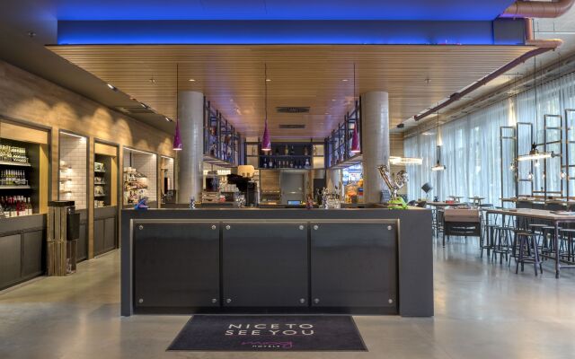 Moxy Glasgow Merchant City