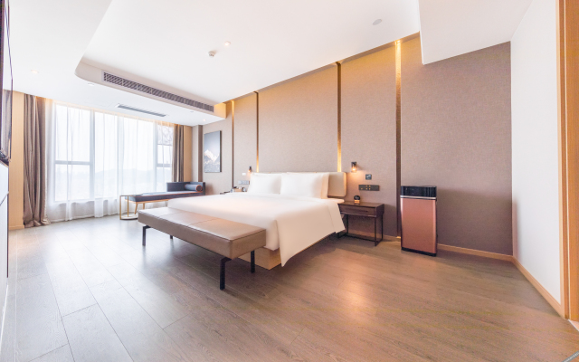 Atour Hotel Dongguan Fenggang