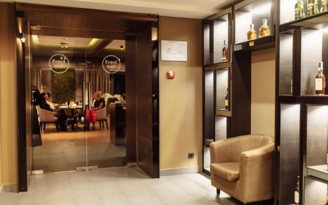 Гостинично-ресторанный комплекс с пляжем RiverSide