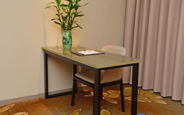 Yuelaideng Hotel