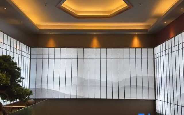 Vienna Hotel Shenzhen Qinghu Metro Station