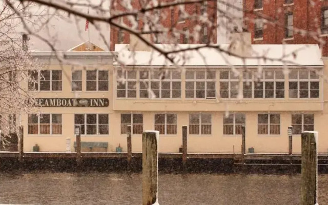 Steamboat Inn