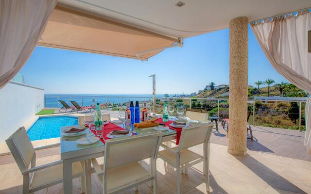 Villa Luisa Seaview 1 Casasol