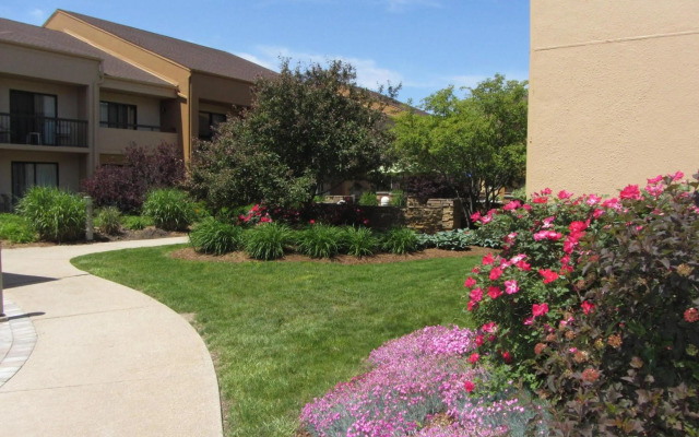 Courtyard by Marriott Rockford