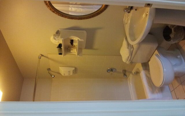 Auberge d'Anjou-Sūrya Café